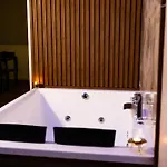 Apartament Aeterna
